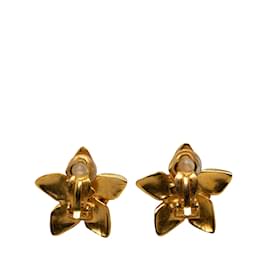 Chanel-Boucles d'oreilles à clip étoile CC Chanel dorées-Doré