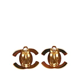 Chanel-Brincos Chanel CC Turn Lock em ouro-Dourado