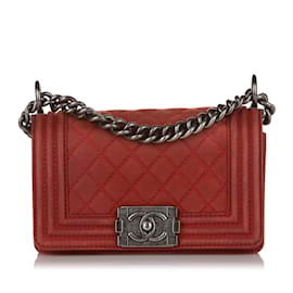 Chanel-Bolsa com aba de couro Chanel Boy Caviar vermelha-Vermelho