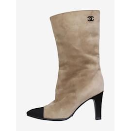 Chanel-Neutral pointed toe suede boots - size EU 36.5-Other