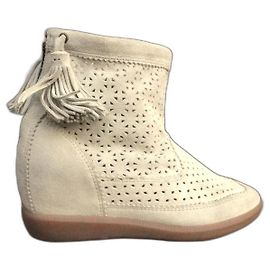 Isabel Marant Basley ankle boots eggshell deerskin Eggshell