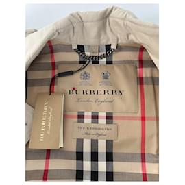Burberry-Trench coat Burberry modelo “the Kensington” herança de pedra-Cru,Creme,Fora de branco