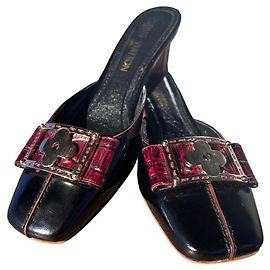 Louis Vuitton Mules Dark red Dark purple