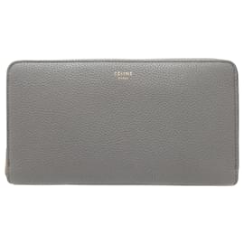 Céline-Céline-Brown