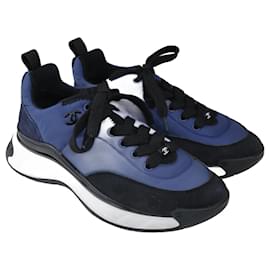 Chanel-Chanel blue/Black Neoprene And Suede CC Low Top-Black