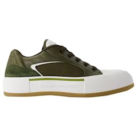 Alexander Mcqueen-Zapatillas Deck - Alexander McQueen - piel de becerro - Caqui-Verde,Caqui