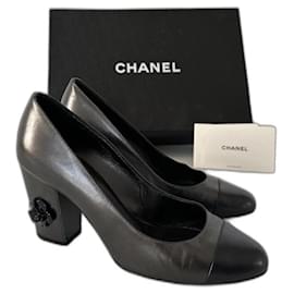Chanel-Escarpins ( Slingback) Chanel Camélia -Noir,Gris,Bleu Marine