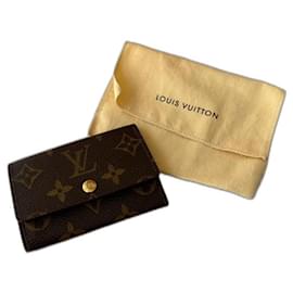Louis Vuitton-chaveiro/ Multiclée 6 Monograma Louis Vuitton-Marrom