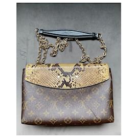 Louis Vuitton-Handtaschen-Bronze