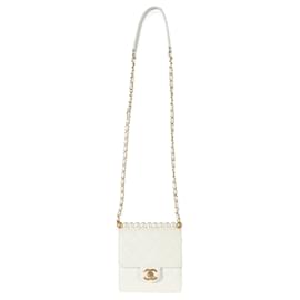 Chanel-Chanel Weiße gesteppte Ziegenleder-Vertikale-Chic-Perlen-Überschlagtasche-Weiß