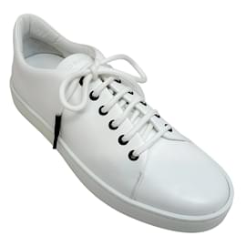 Manolo Blahnik-Manolo Blahnik White Leather Semanada Sneakers-White