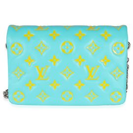 Louis Vuitton Menthe Jaune Monogramm geprägtes Lammleder-Pochette-Coussin Grün Gelb