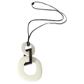 Hermès-Collier pendentif Kara en corne de buffle laqué blanc Hermes-Marron,Noir