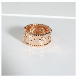 Van Cleef & Arpels Perlée Band à 18k or rose 0.71 ctw Autre