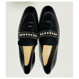 Chanel-Faux Pearl Metal Chain Loafers-Black,Silvery