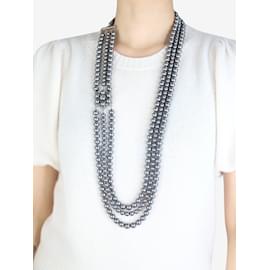 Chanel-Silberne Perlenkette-Silber