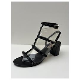 Valentino Garavani-Valentino Garavani leather heels sandals-Black