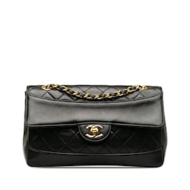 Chanel-Black Chanel CC Matelasse Lambskin Flap Crossbody Bag-Black