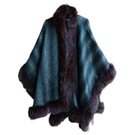 Yves Saint Laurent Manteaux, Vêtements d'extérieur Marron Vert