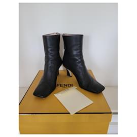 Fendi-Botas Fendi-Preto