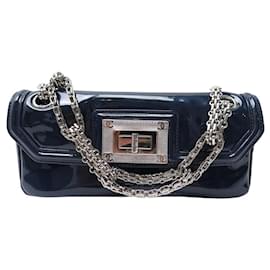 Chanel-Chanel handbag 2.55 EAST WEST MADEMOISELLE CLASP PATENT LEATHER HAND BAG-Navy blue