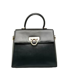 Salvatore Ferragamo-Leather Gancini Handbag E21 0536-Black