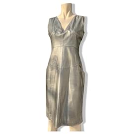 Chanel-Chanel FW 1999 VESTIDO CON ESPALDA ABIERTA CUERO PLATA Piel de cordero - pieza de coleccionista.-Plata,Gris