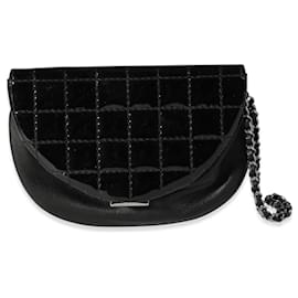 Chanel-Bolso de mano con barra de chocolate de charol negro de Chanel-Negro