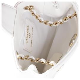 Chanel-Chanel Weiße gesteppte kleine Einkaufstasche aus Lammleder-Weiß