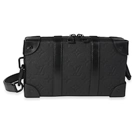 Louis Vuitton-Louis Vuitton Cartera tipo baúl suave de piel de becerro grabada con monograma en relieve en negro-Negro
