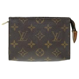 Louis Vuitton-Toilette Poche Monogram Louis Vuitton 15 Pochette M47546 LV Auth e4499-Monogramme