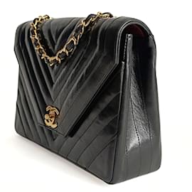 Chanel-Chanel Chanel vintage V-point black leather shoulder bag-Black