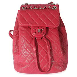 Chanel-Chanel Rot Gestepptes Kalbsleder Mittelgroßer Cc-Rucksack Mit Kordelzug-Pink