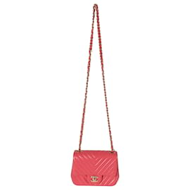 Chanel-Chanel Chevron Pink Lammfell Mini Flap Bag-Pink