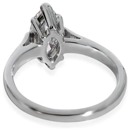 Tiffany & Co-TIFFANY Y COMPAÑIA. Anillo de diamante solitario de talla marquesa en platino E VVS2 1.22 por cierto-Otro