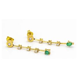 Autre Marque-Colombian Gold and Emeralds Earrings.-Golden,Green