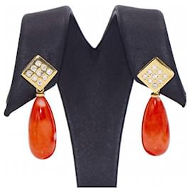 Autre Marque-Ohrringe aus Gold, Korallen und Diamanten.-Golden,Orange