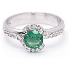 Autre Marque-WHITE GOLD, Emerald and Diamond Ring.-Silvery,Green