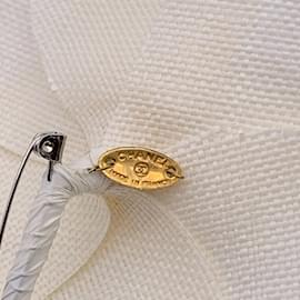 Chanel-broche de fleur en tissu blanc vintage Pin Camelia Camellia-Blanc