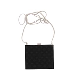 Louis Vuitton-LOUIS VUITTON  Handbags T.  leather-Black