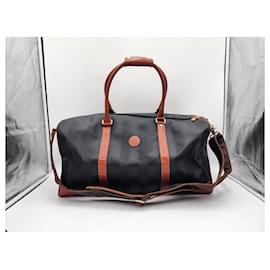 Fendi-Fendi Pequin Pecan Boston Travel Bag with strap-Brown,Black