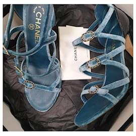 Chanel-Chanel Sandálias De Veludo Azul-Azul