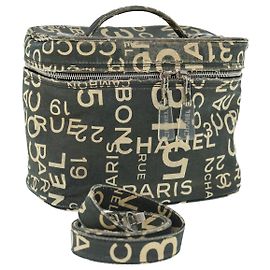 CHANEL Bycy Vanity Kosmetiktasche Canvas Schwarz CC Auth bs11565 Schwarz