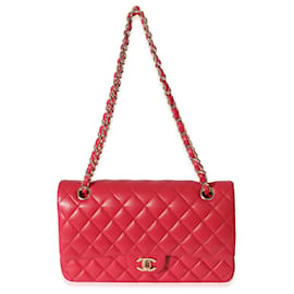 Chanel-Bolsa Chanel em pele de cordeiro rosa escuro com aba média-Rosa