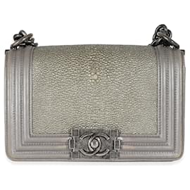 Chanel-Bolsa pequena Chanel em pele de cordeiro cinza Galuchat Stingray-Cinza