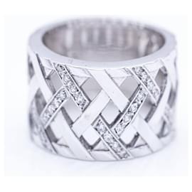 Autre Marque-Bague large en or blanc avec diamants.-Argenté