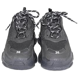 Balenciaga-Balenciaga Black Triple S Sneakers-Black