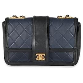 Chanel-Chanel Bolso con solapa CC elegante mediano de piel de cordero acolchado negro azul marino-Negro,Azul