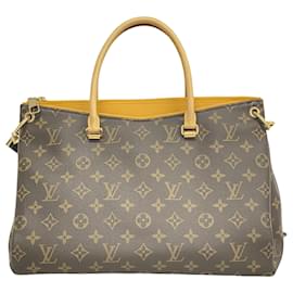 Louis Vuitton-Louis Vuitton Pallas-Brown
