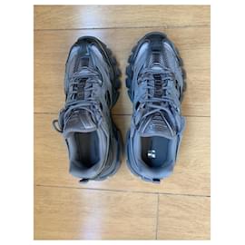 Balenciaga-Balenciaga Track 2.0-Gris anthracite